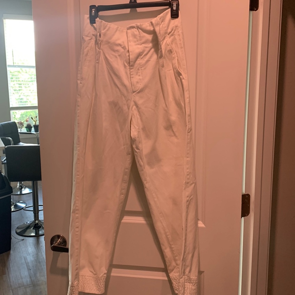 Zara Srpls white pants. Perfect condition. Worn once. Size S